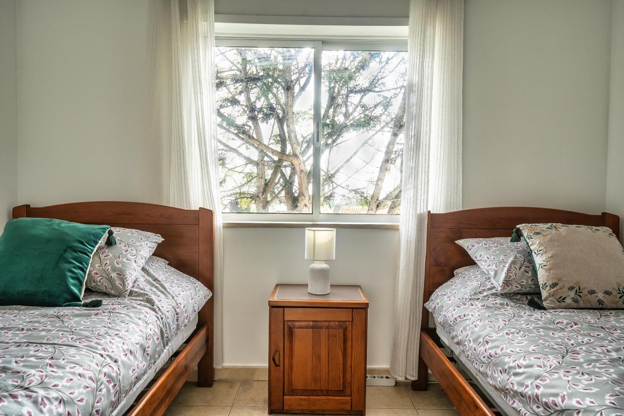 Oasis Park 2 Bedroom Floor At72 Apartment Portimao